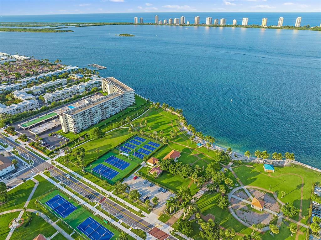 801 Lake Shore Drive 517
