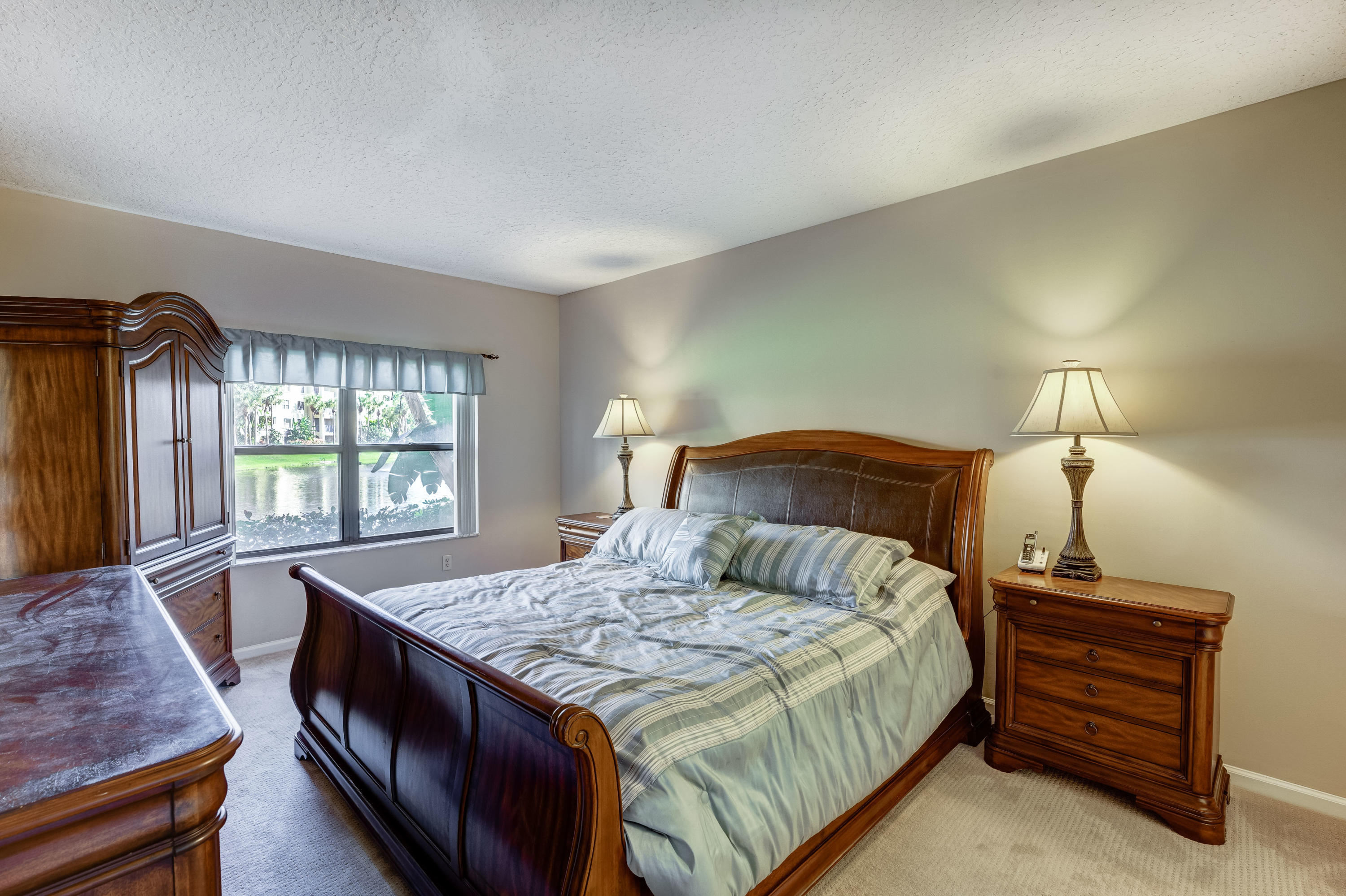 300 Uno Lago Drive 101