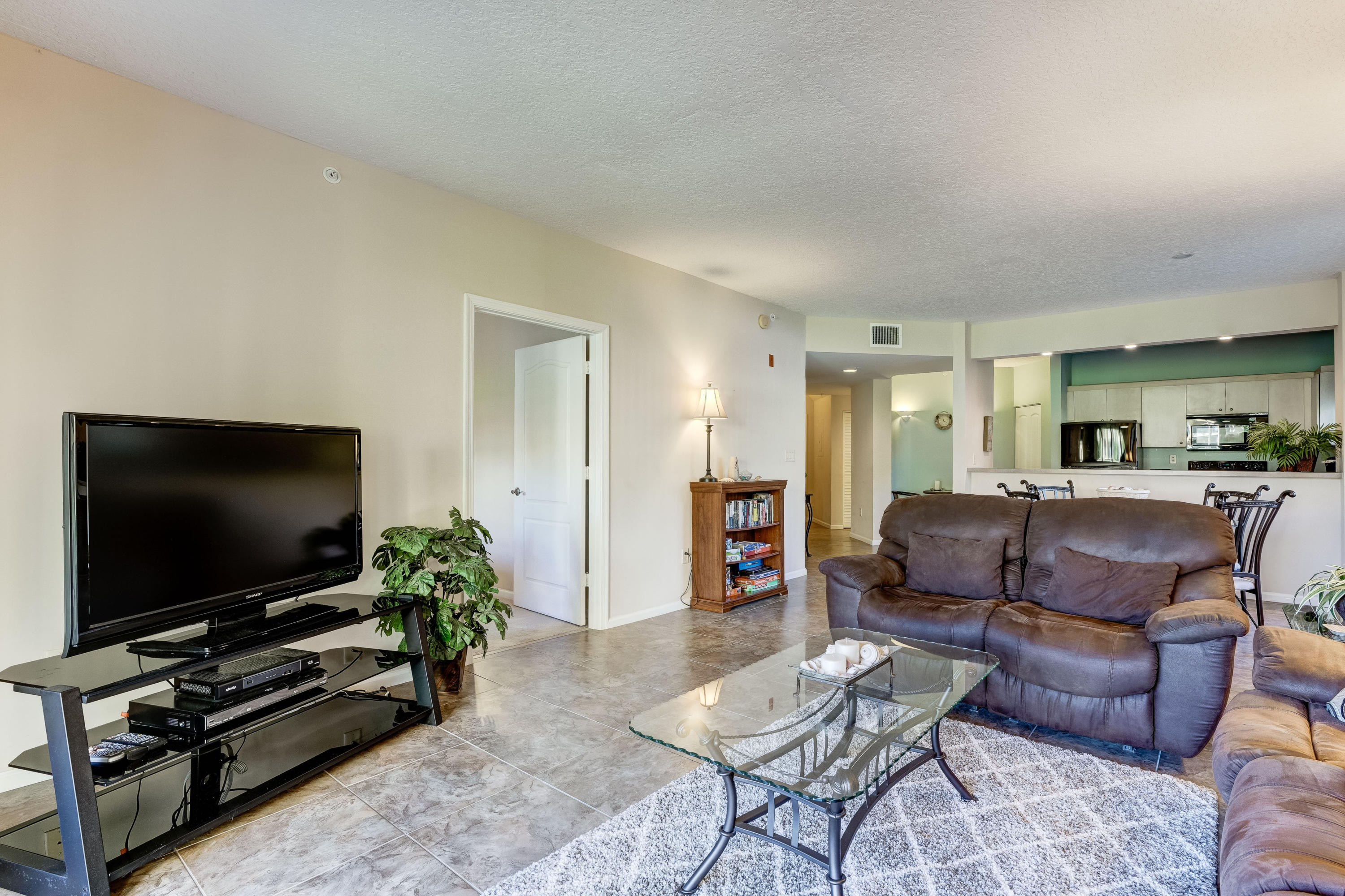 300 Uno Lago Drive 101