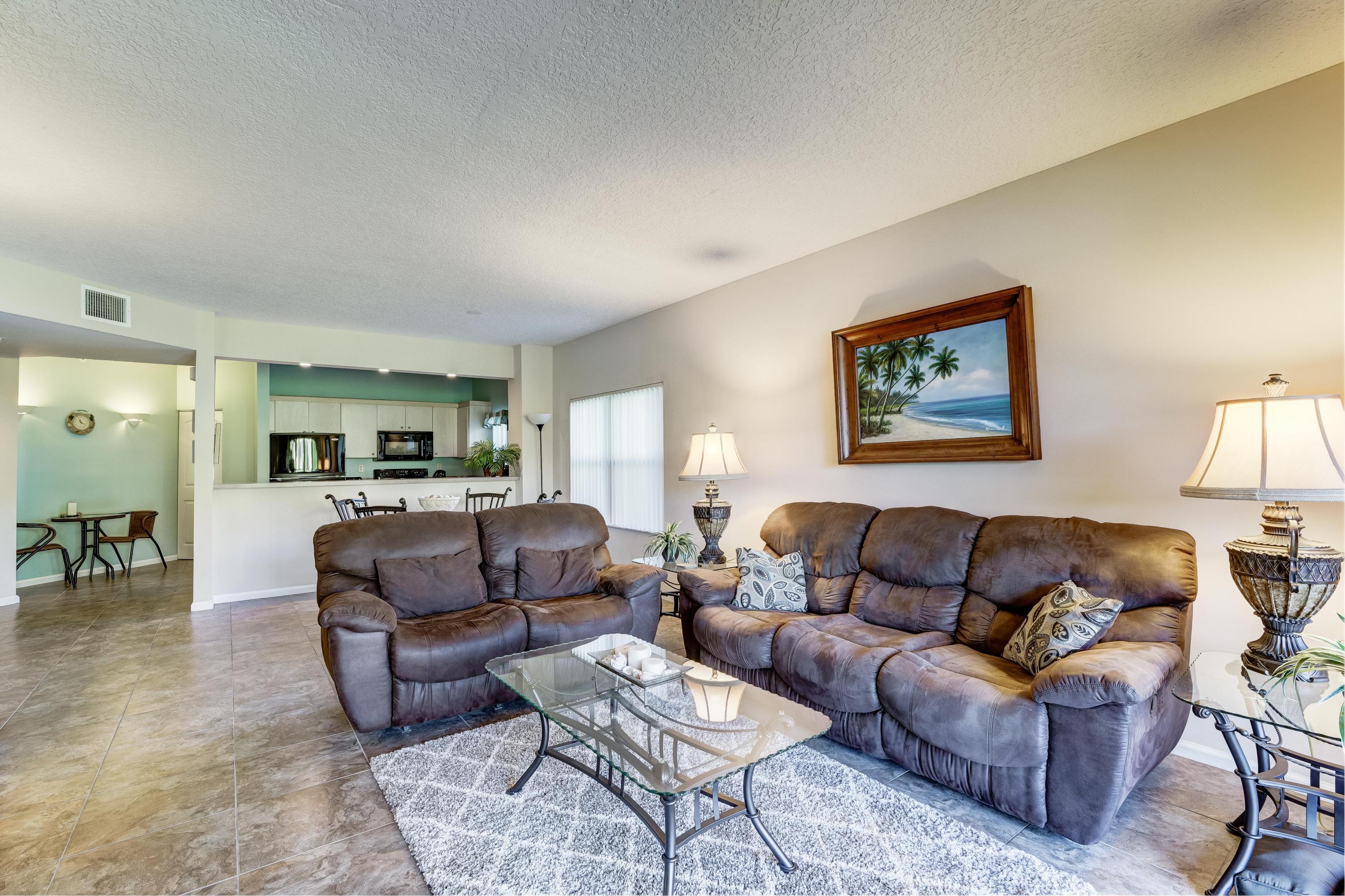 300 Uno Lago Drive 101