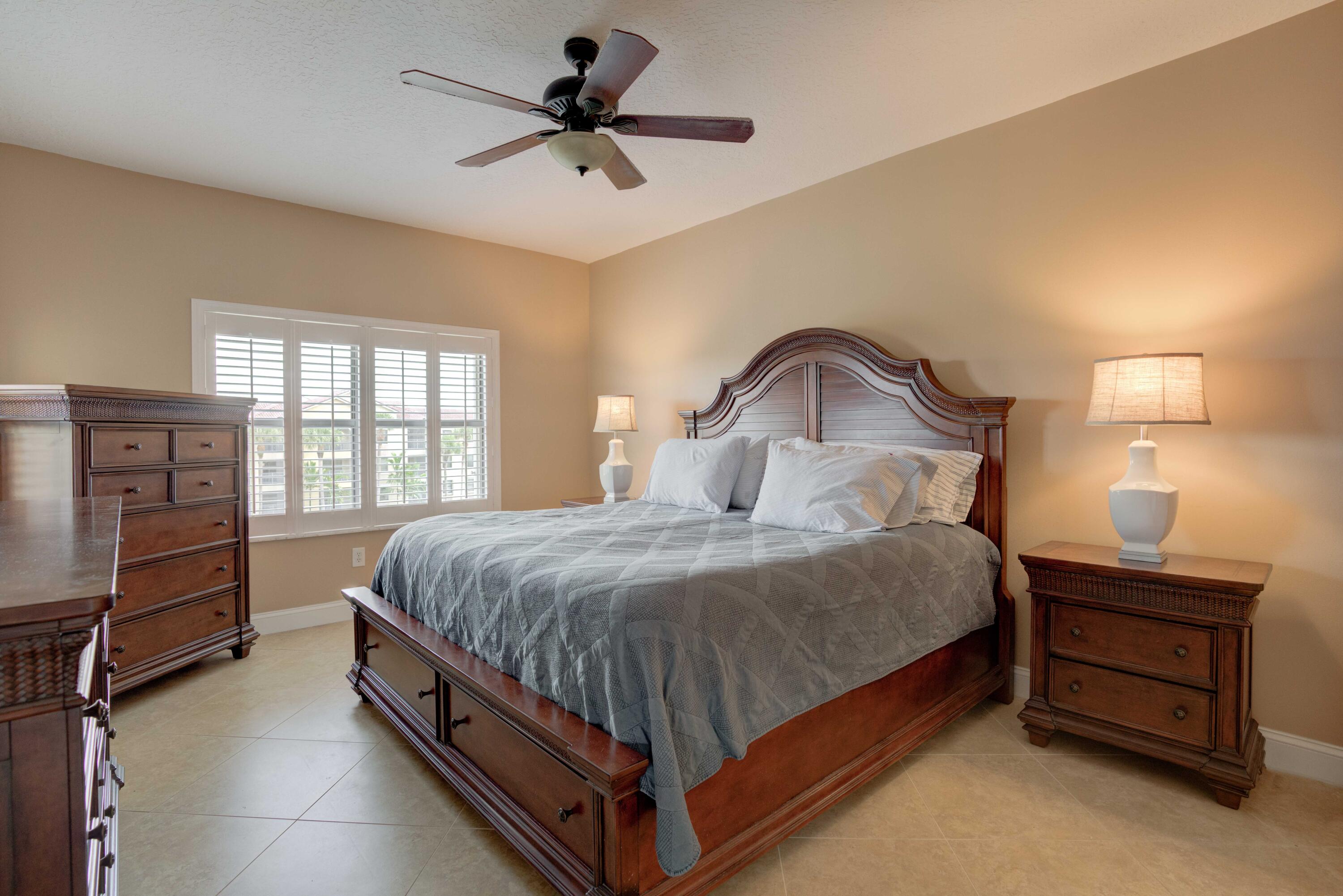 100 Uno Lago Drive 401