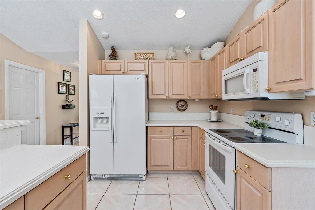 17169 Mellen Lane