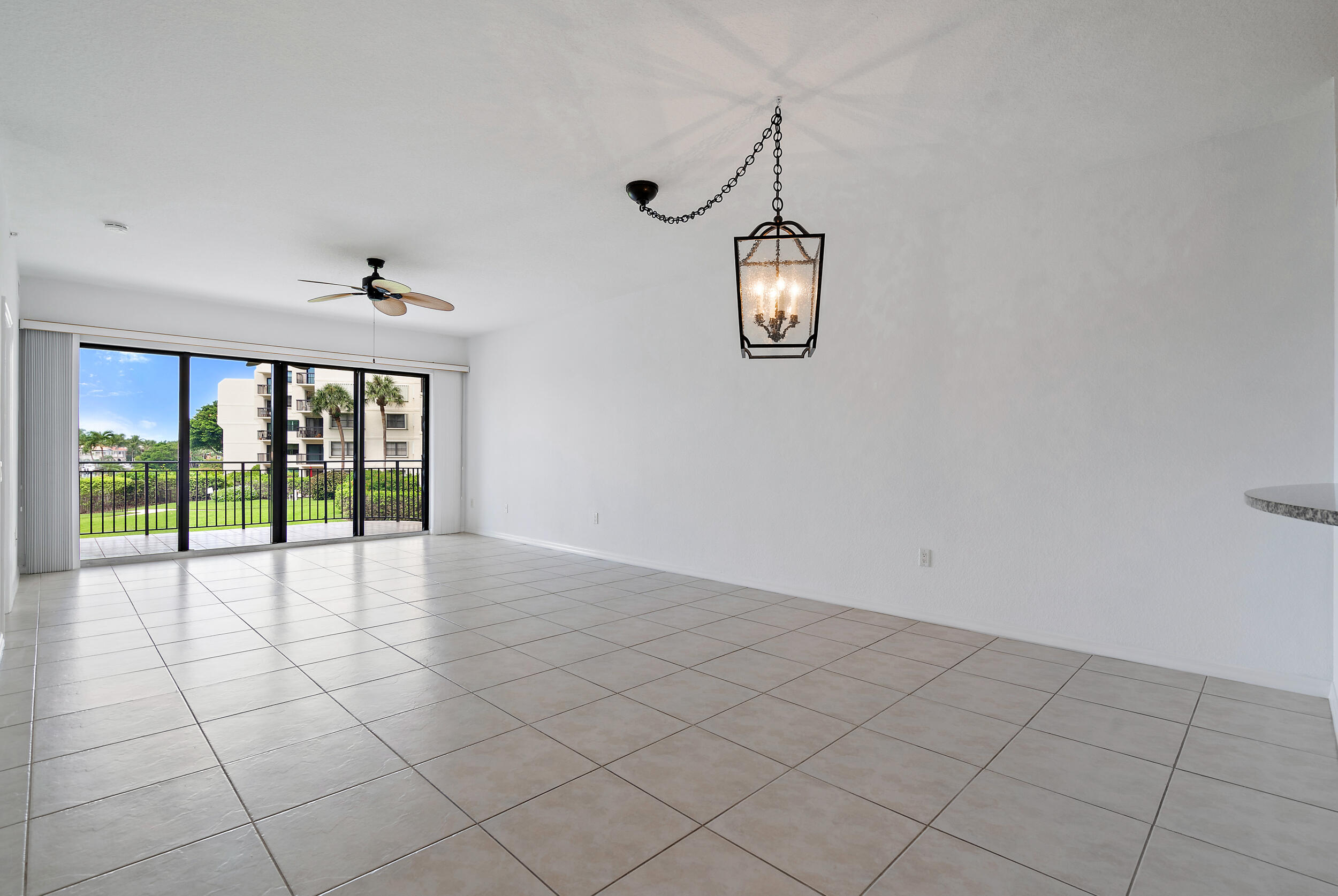 370 Golfview Road 203