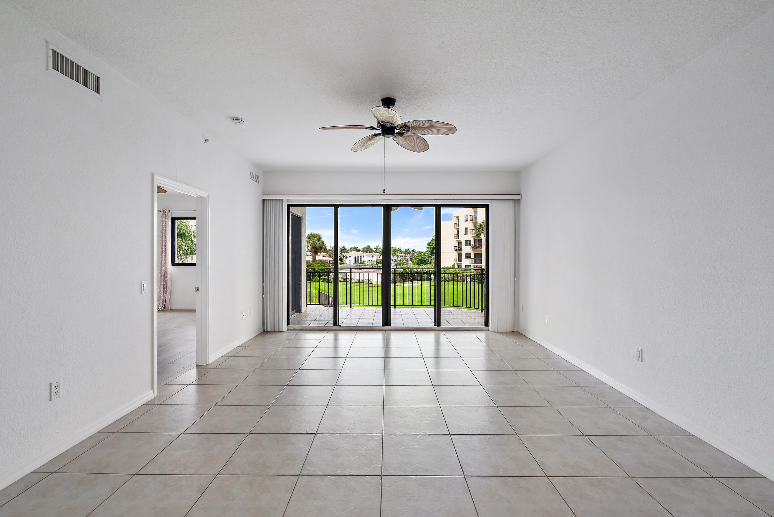 370 Golfview Road 203