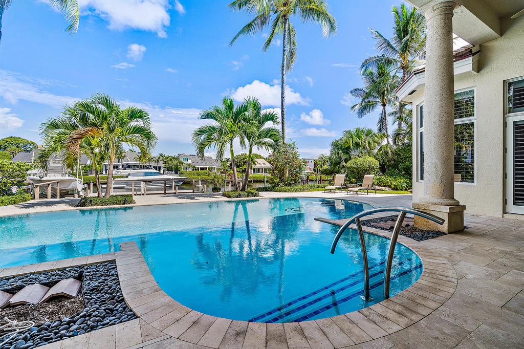 142 Spyglass Lane