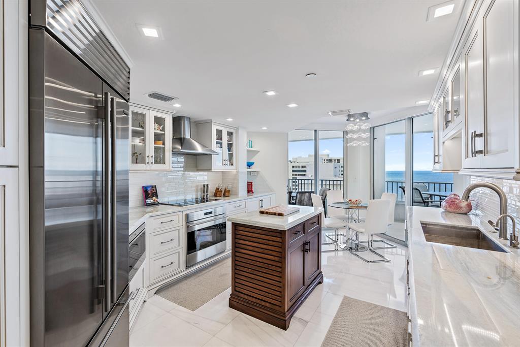 5200 N Ocean Drive 18a