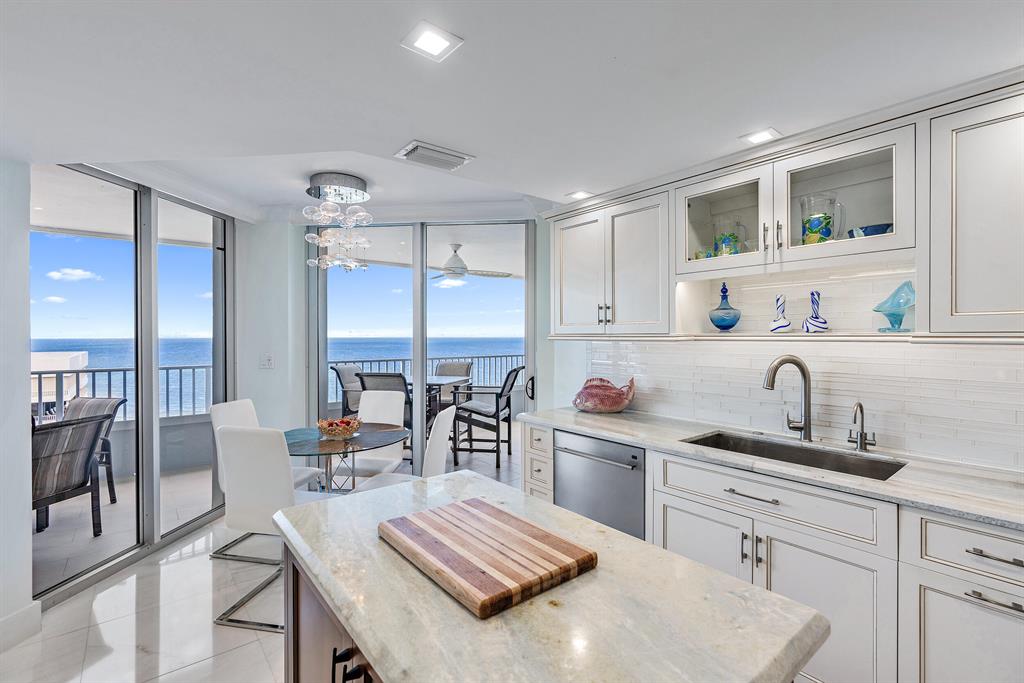5200 N Ocean Drive 18a