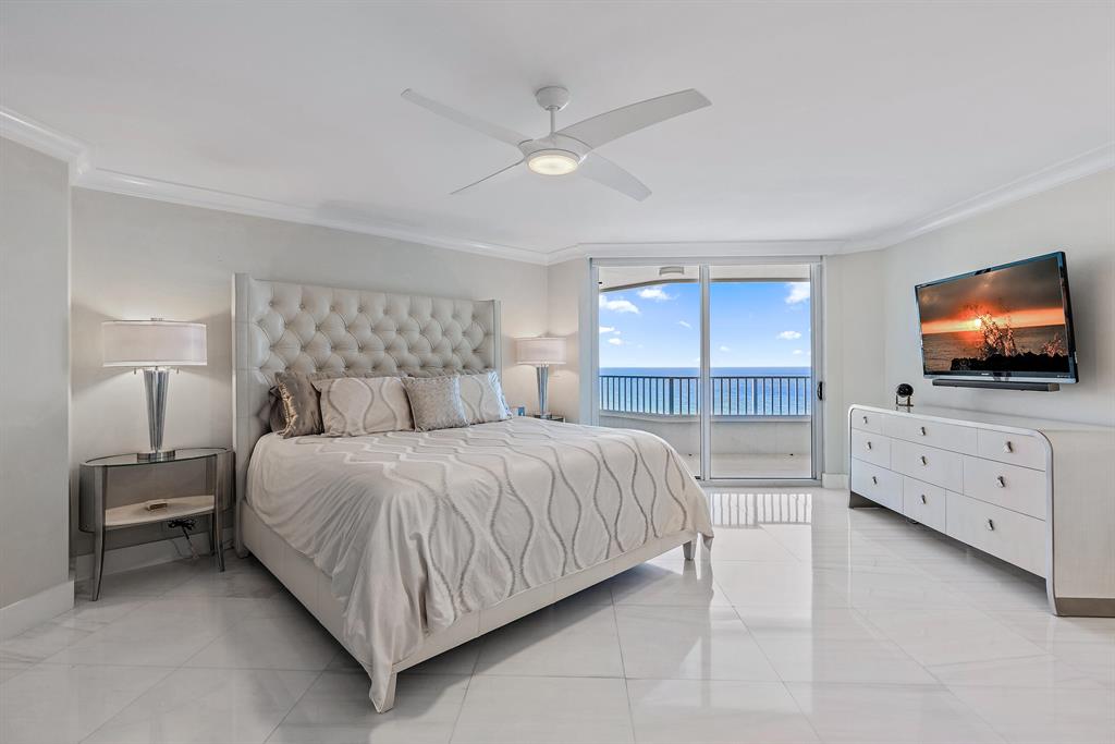 5200 N Ocean Drive 18a