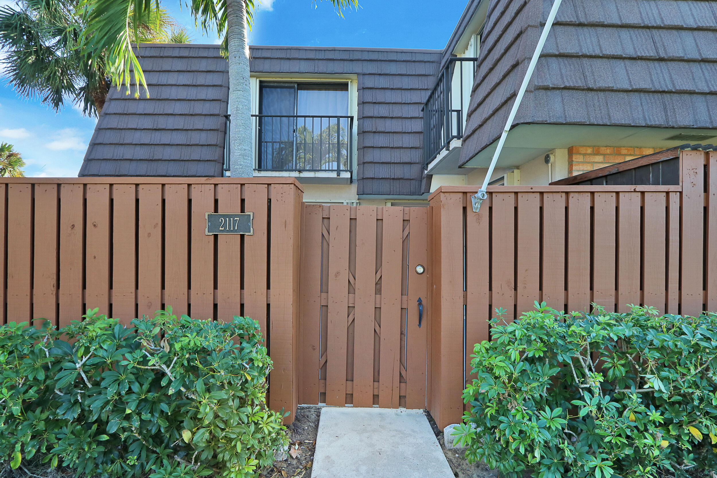 2117 21st Court