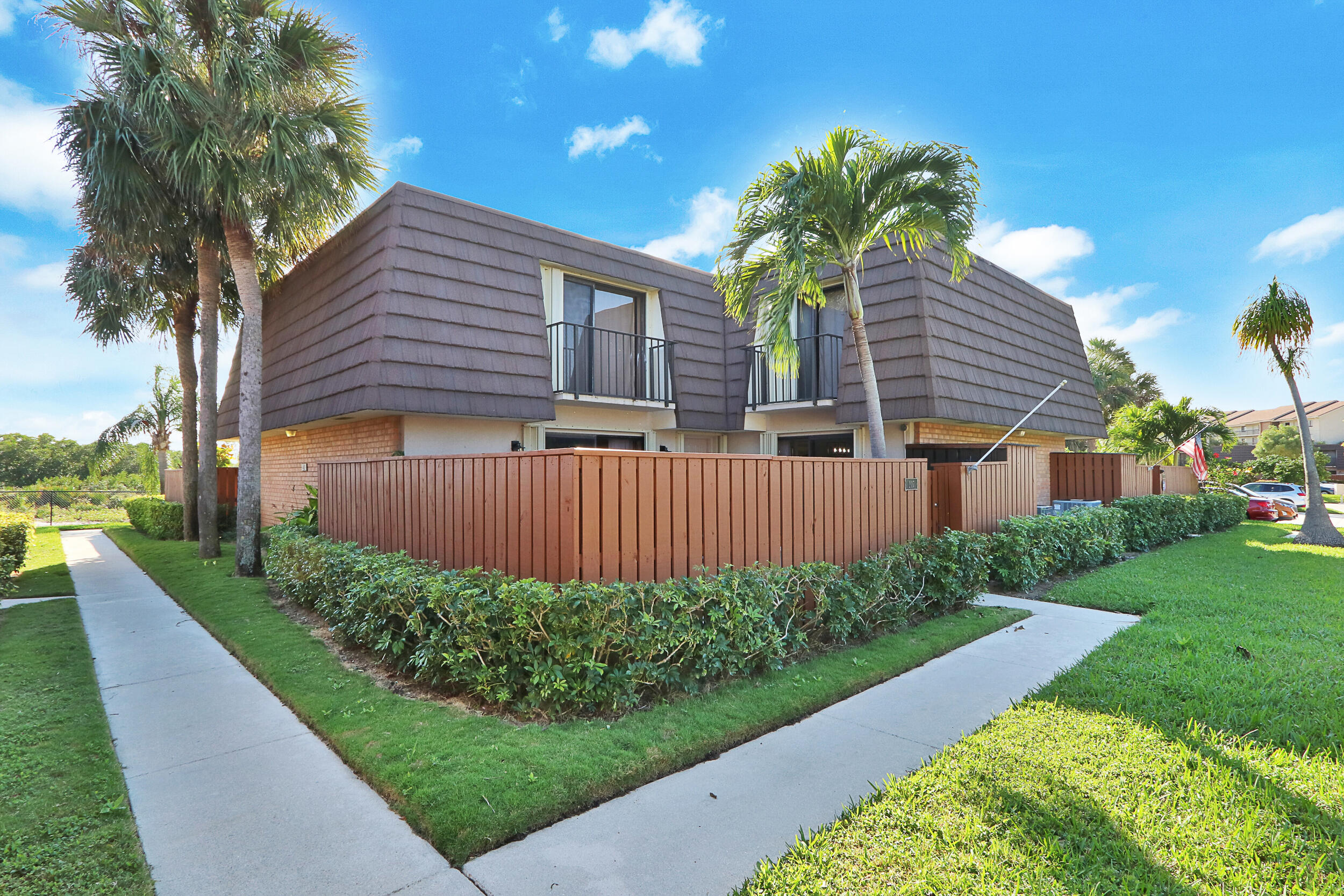 2117 21st Court