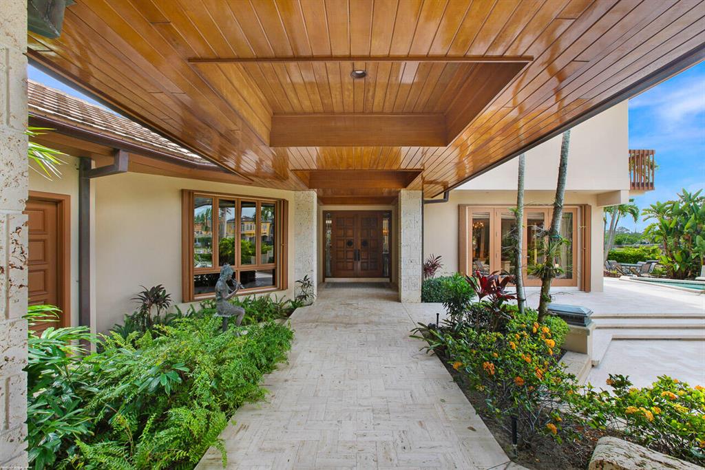 199 Commodore Drive