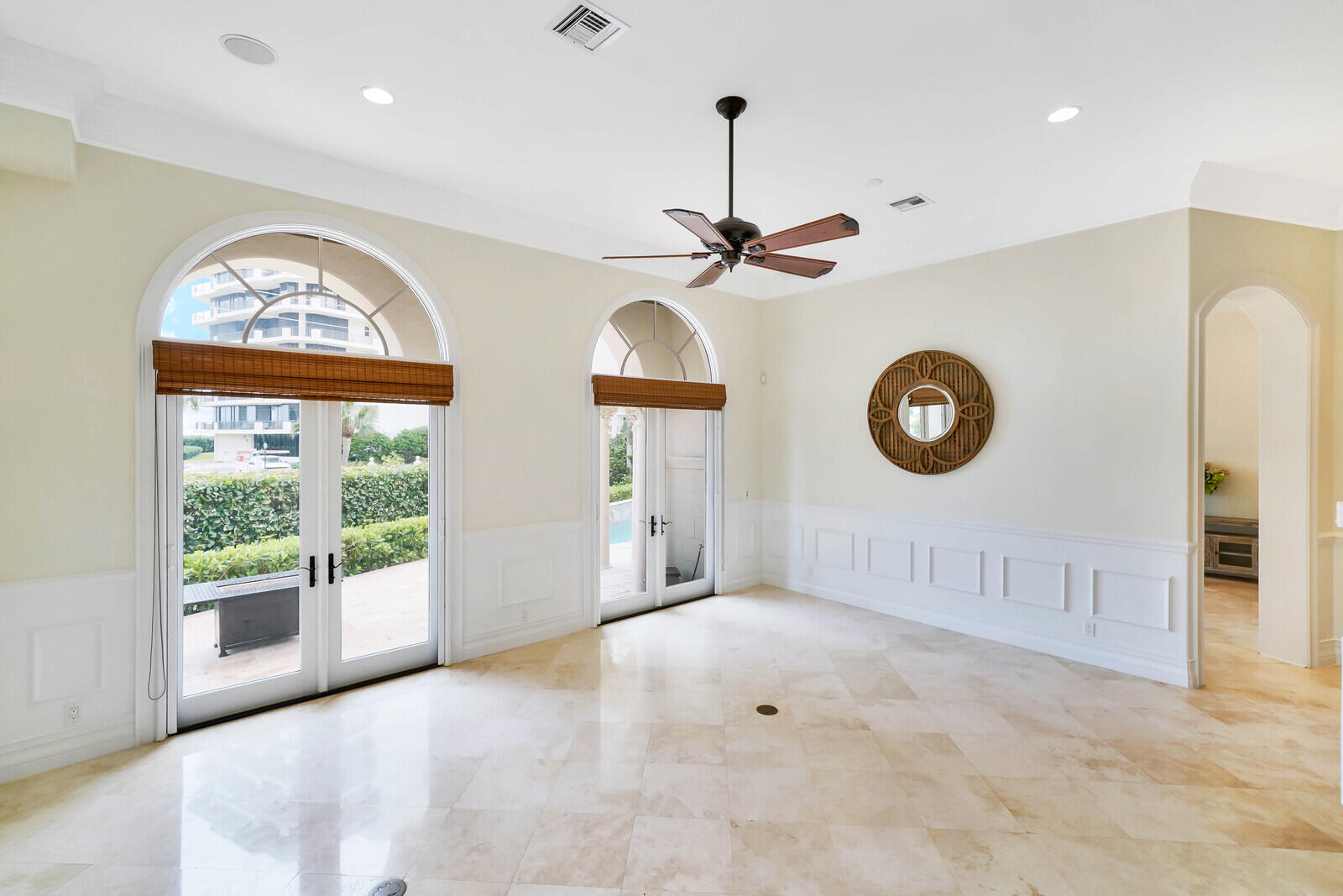 440 Surfside Lane