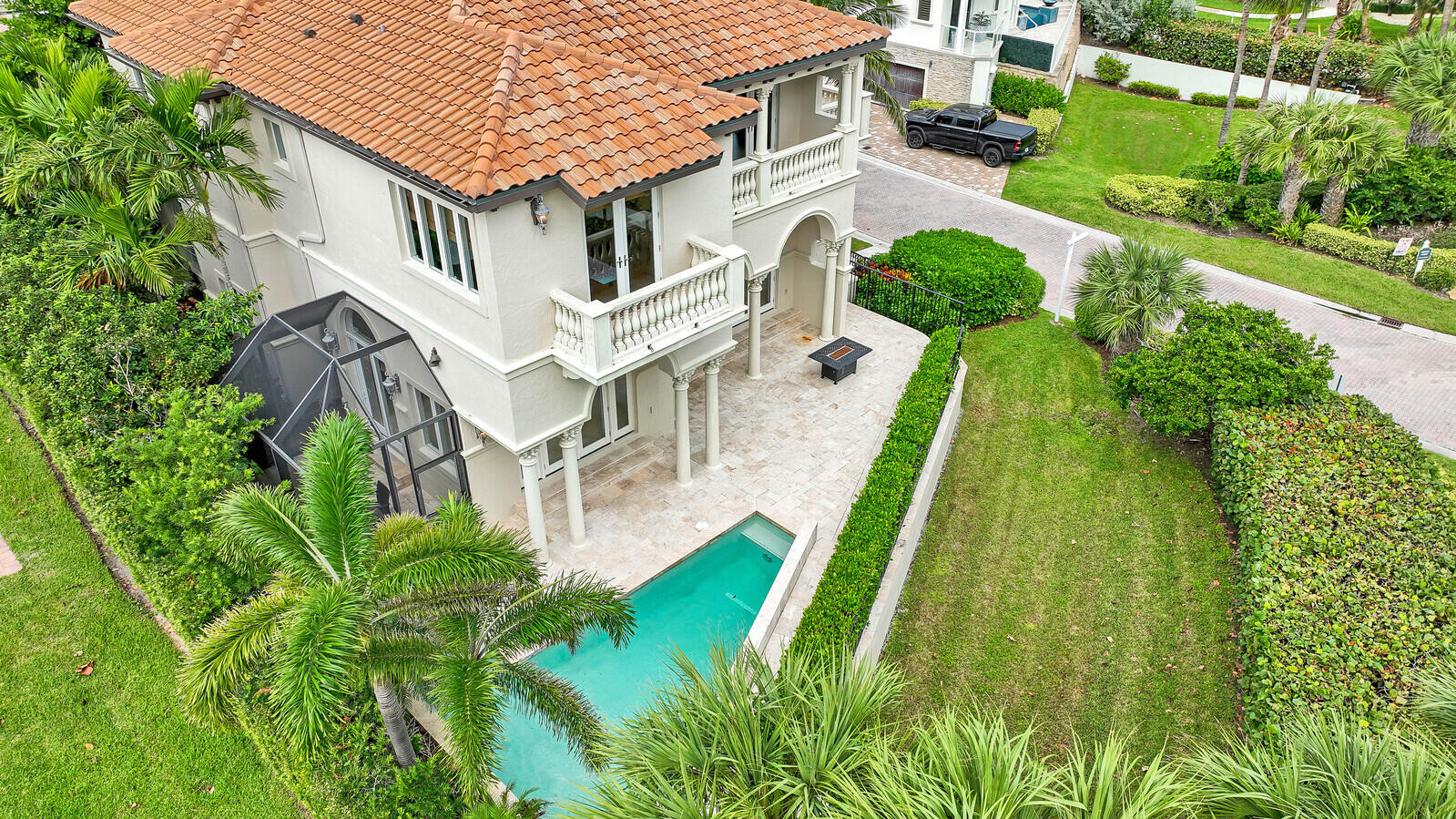 440 Surfside Lane
