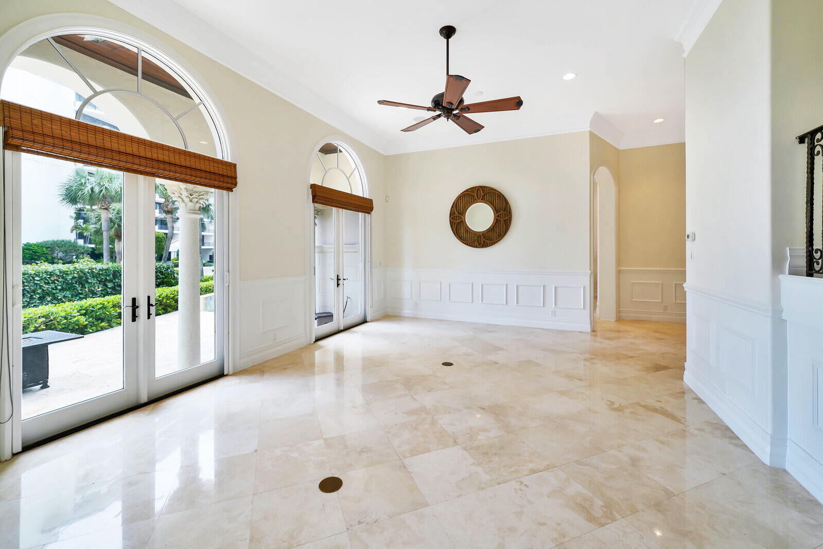 440 Surfside Lane