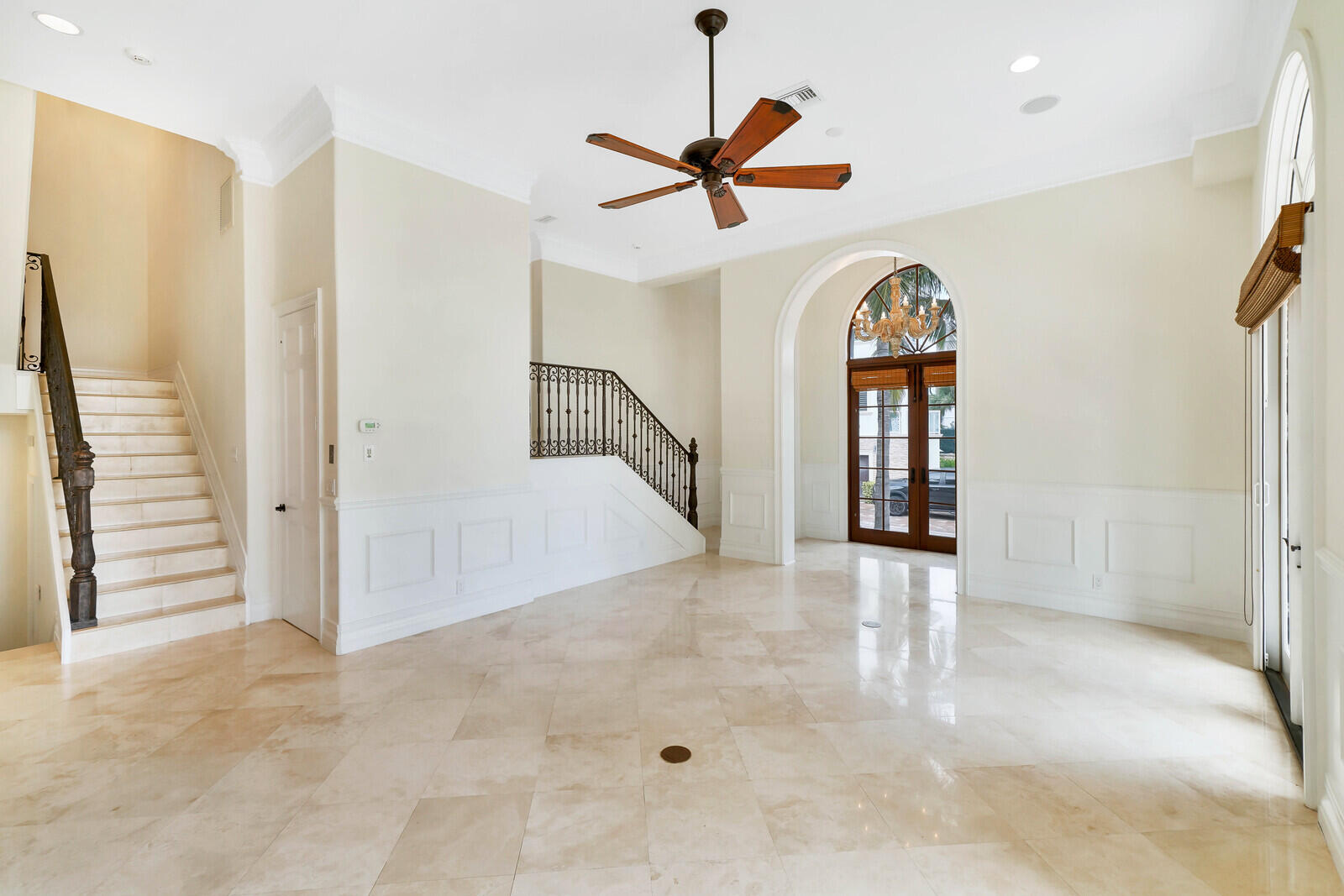 440 Surfside Lane