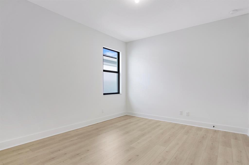 13483 Artisan Circle