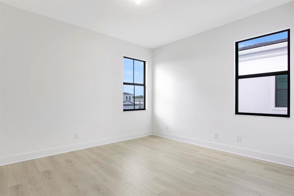 13483 Artisan Circle
