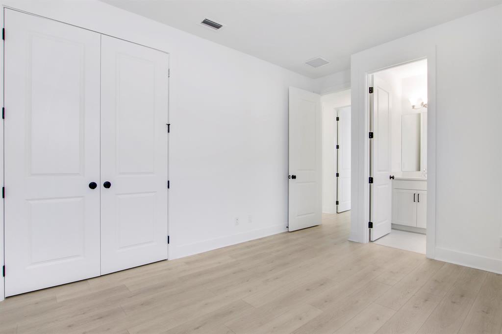 13483 Artisan Circle
