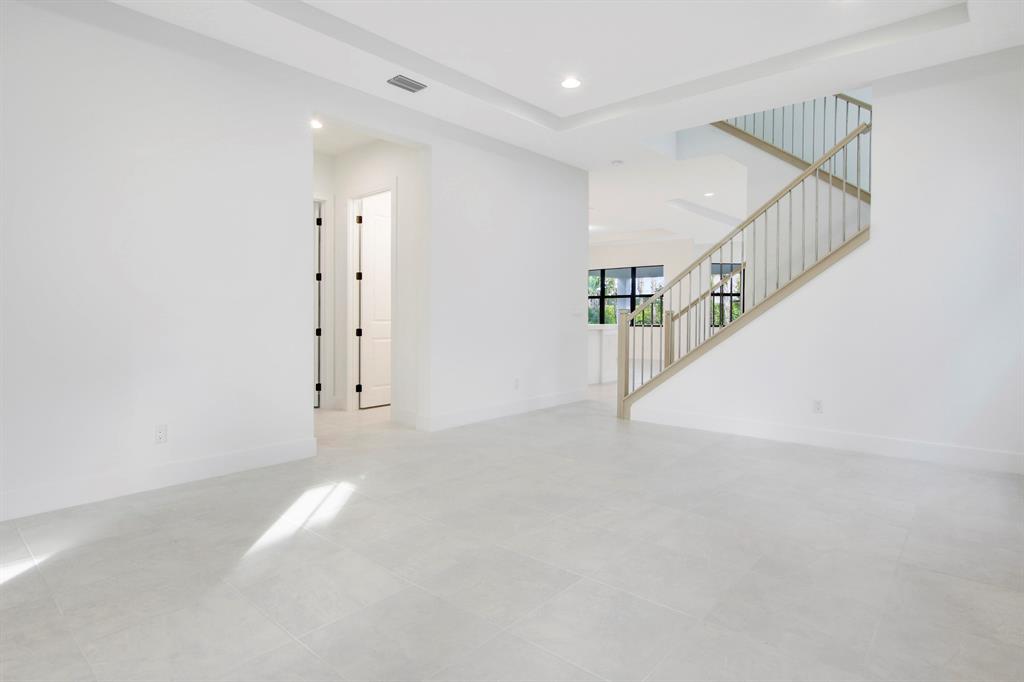 13483 Artisan Circle