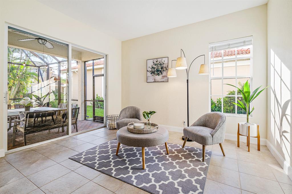 114 Via Santa Cruz Drive