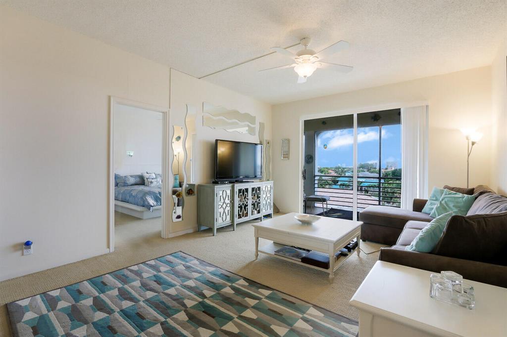 105 Paradise Harbour Boulevard 511