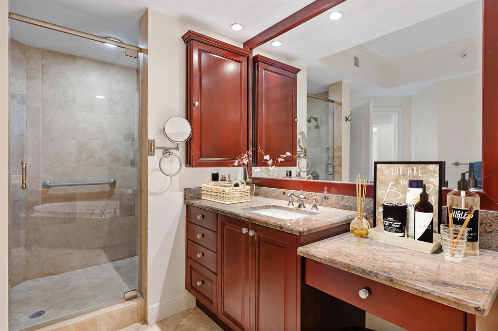 4600 N Ocean Drive 1202
