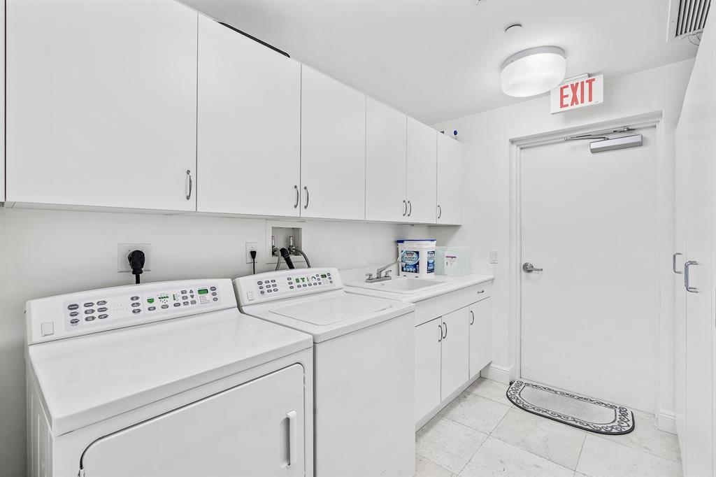4600 N Ocean Drive 1202