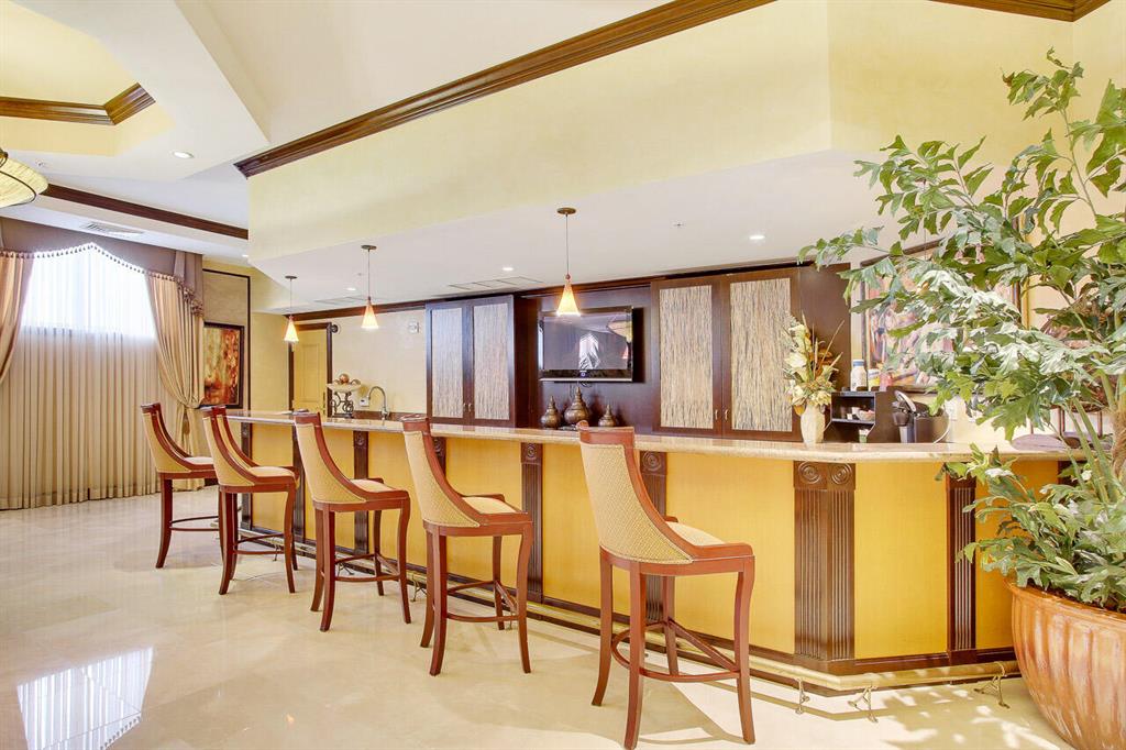 4600 N Ocean Drive 1202