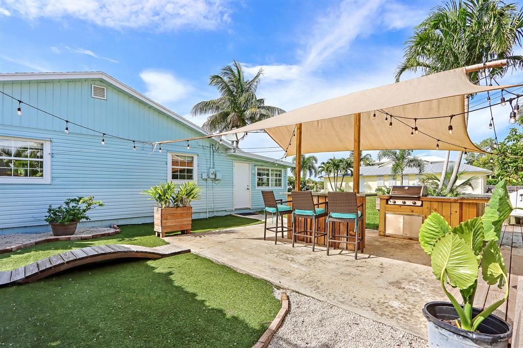 5672 SE Nassau Terrace