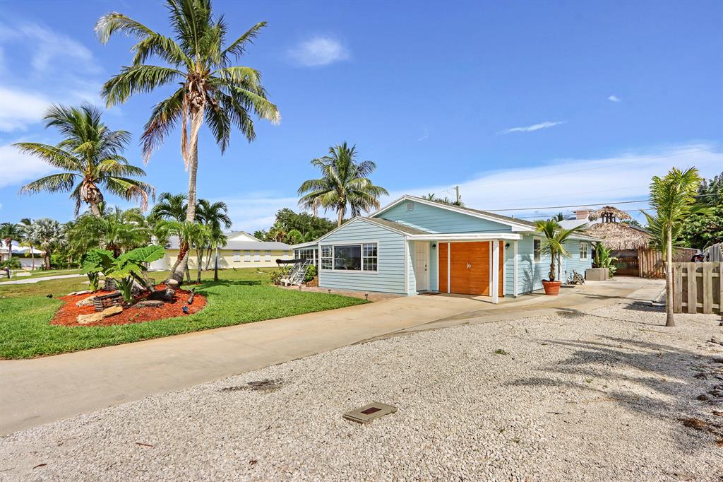 5672 SE Nassau Terrace