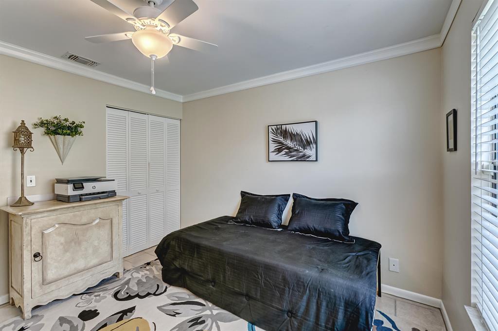 707 Stonewood Court 19d