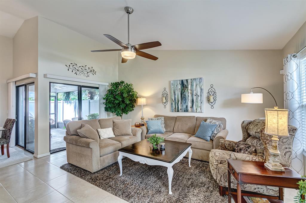 707 Stonewood Court 19d
