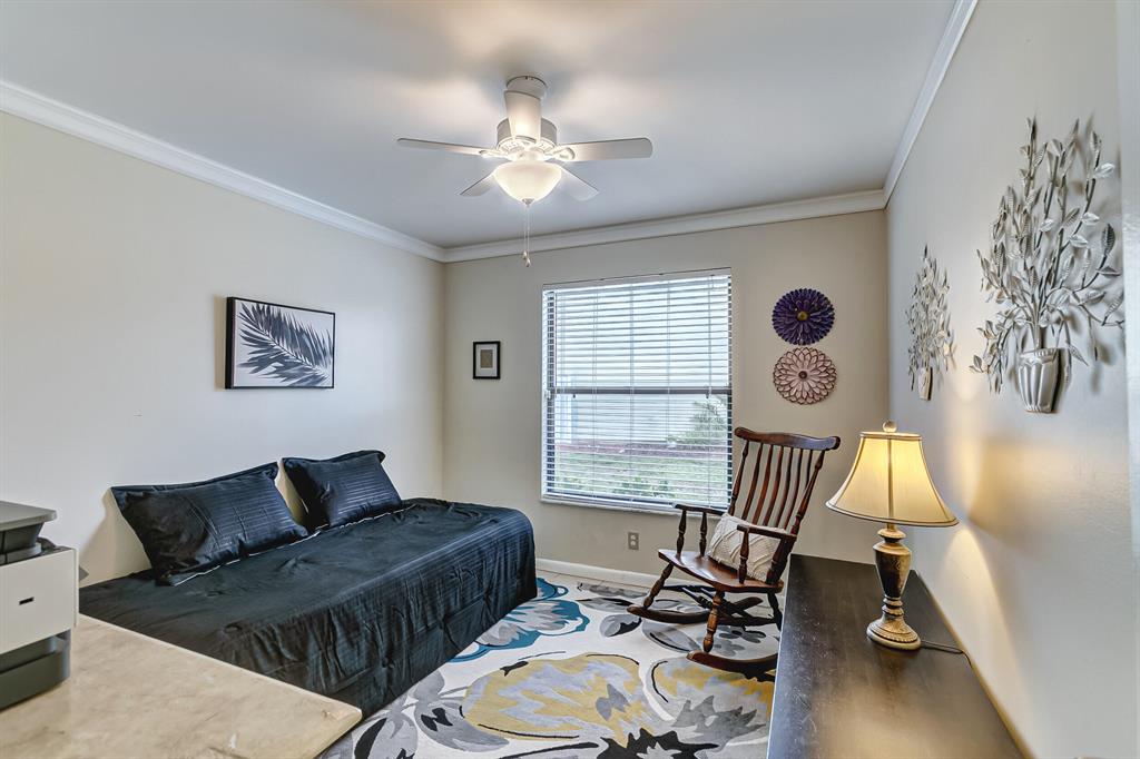 707 Stonewood Court 19d