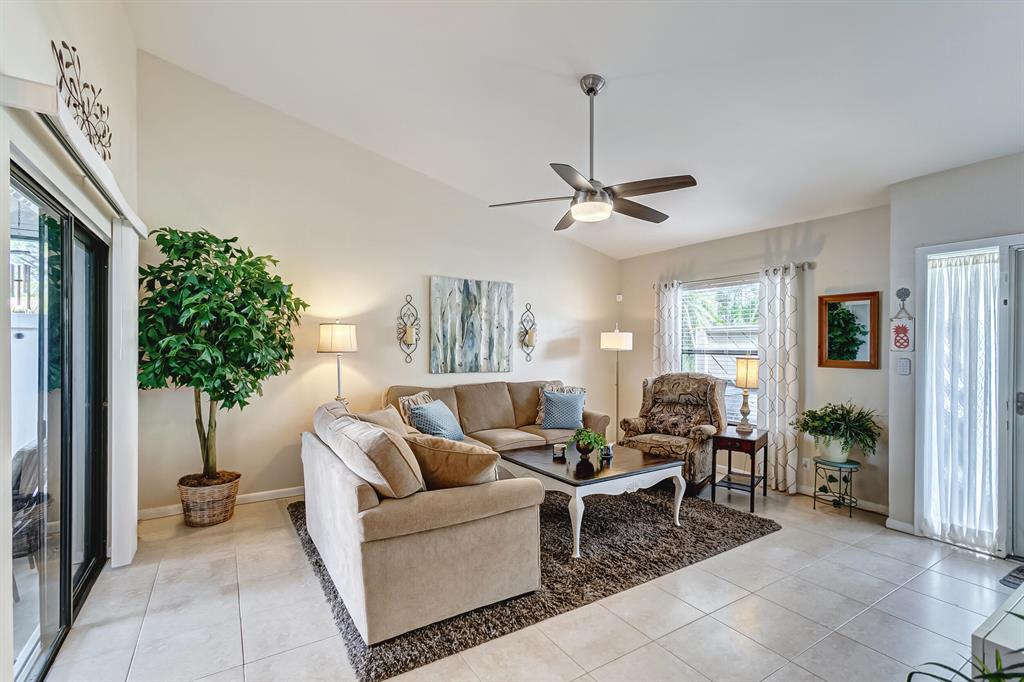 707 Stonewood Court 19d