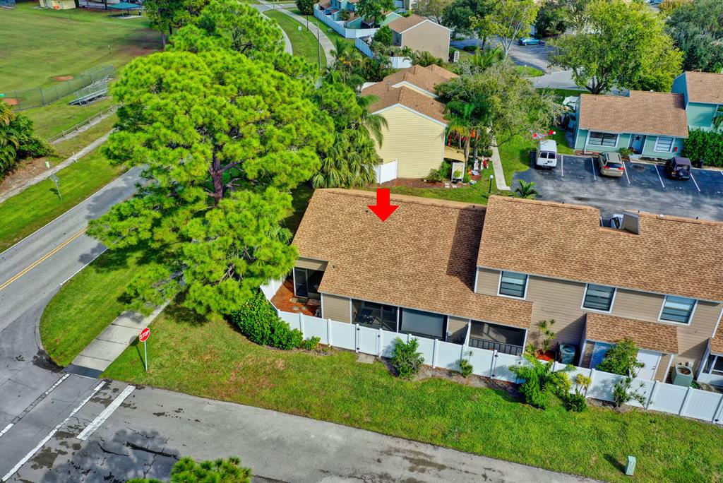 707 Stonewood Court 19d
