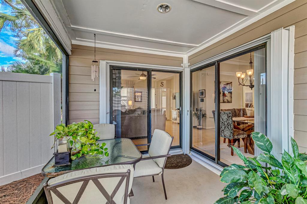 707 Stonewood Court 19d