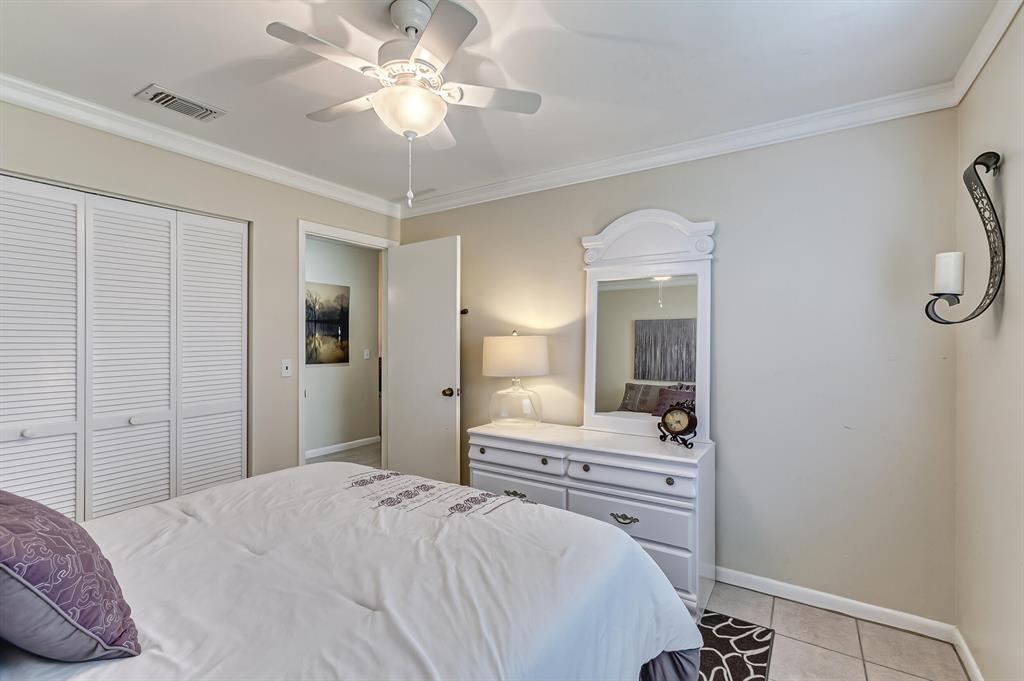 707 Stonewood Court 19d