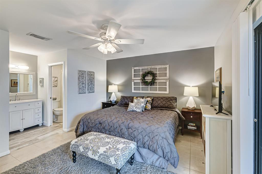 707 Stonewood Court 19d