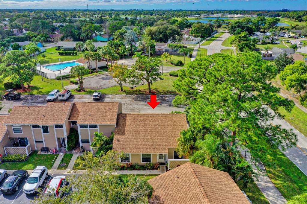 707 Stonewood Court 19d