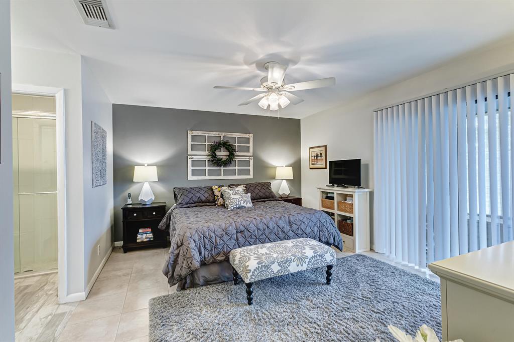707 Stonewood Court 19d