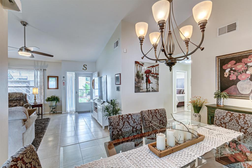 707 Stonewood Court 19d