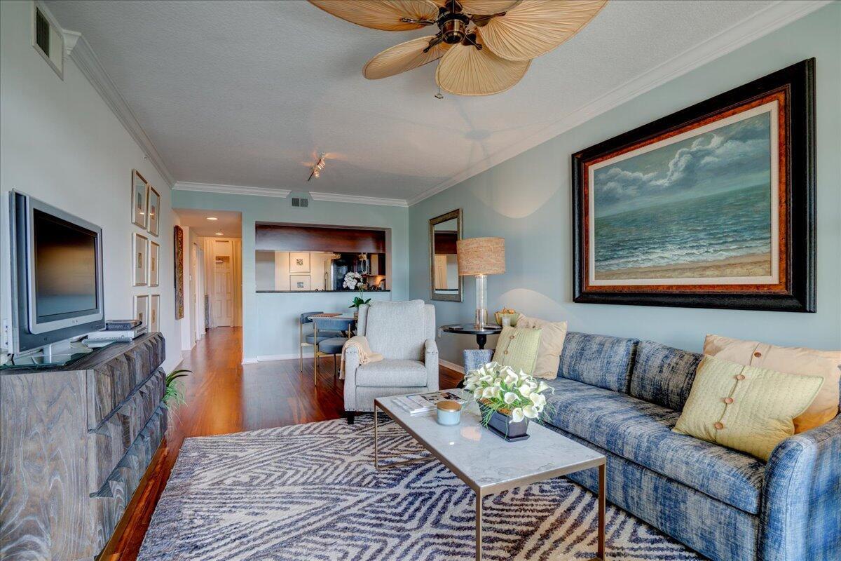 4883 Pga Boulevard 304