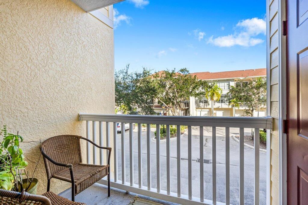 125 Galicia Way 204