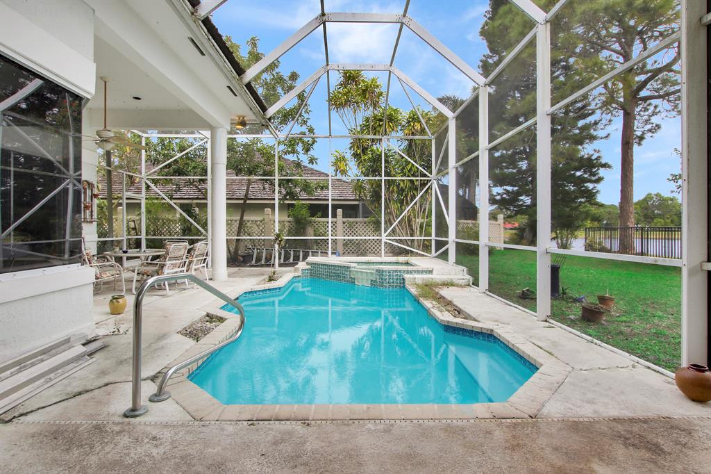 6469 Longleaf Pine Drive