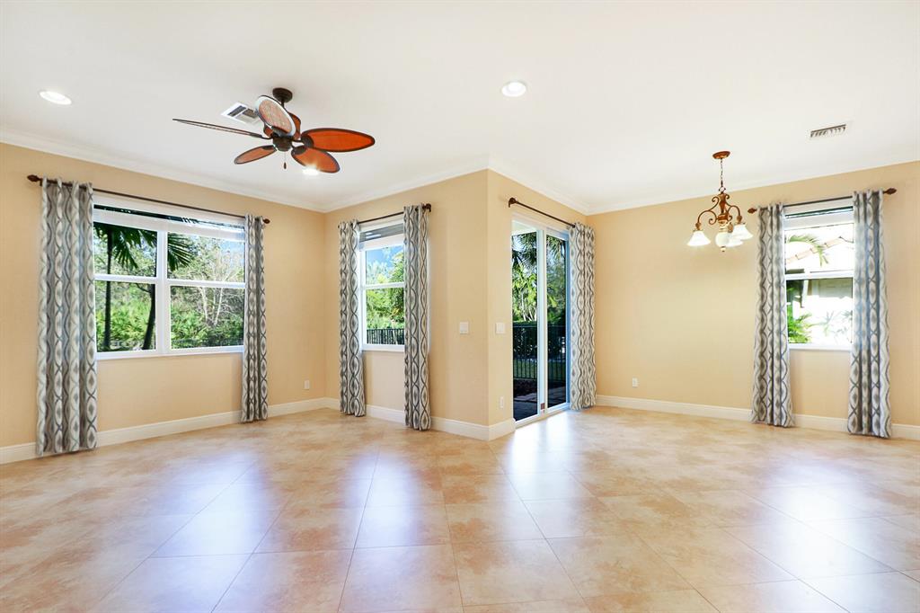 5085 Dulce Court