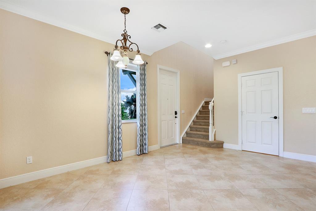 5085 Dulce Court