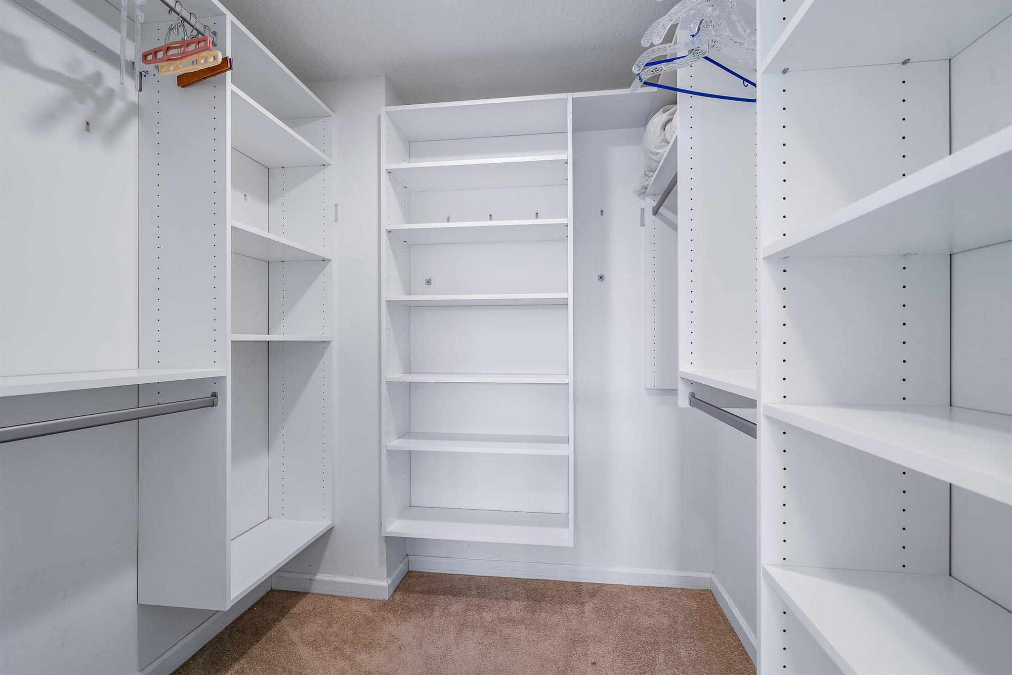 5750 NE Island Cove Way 3109