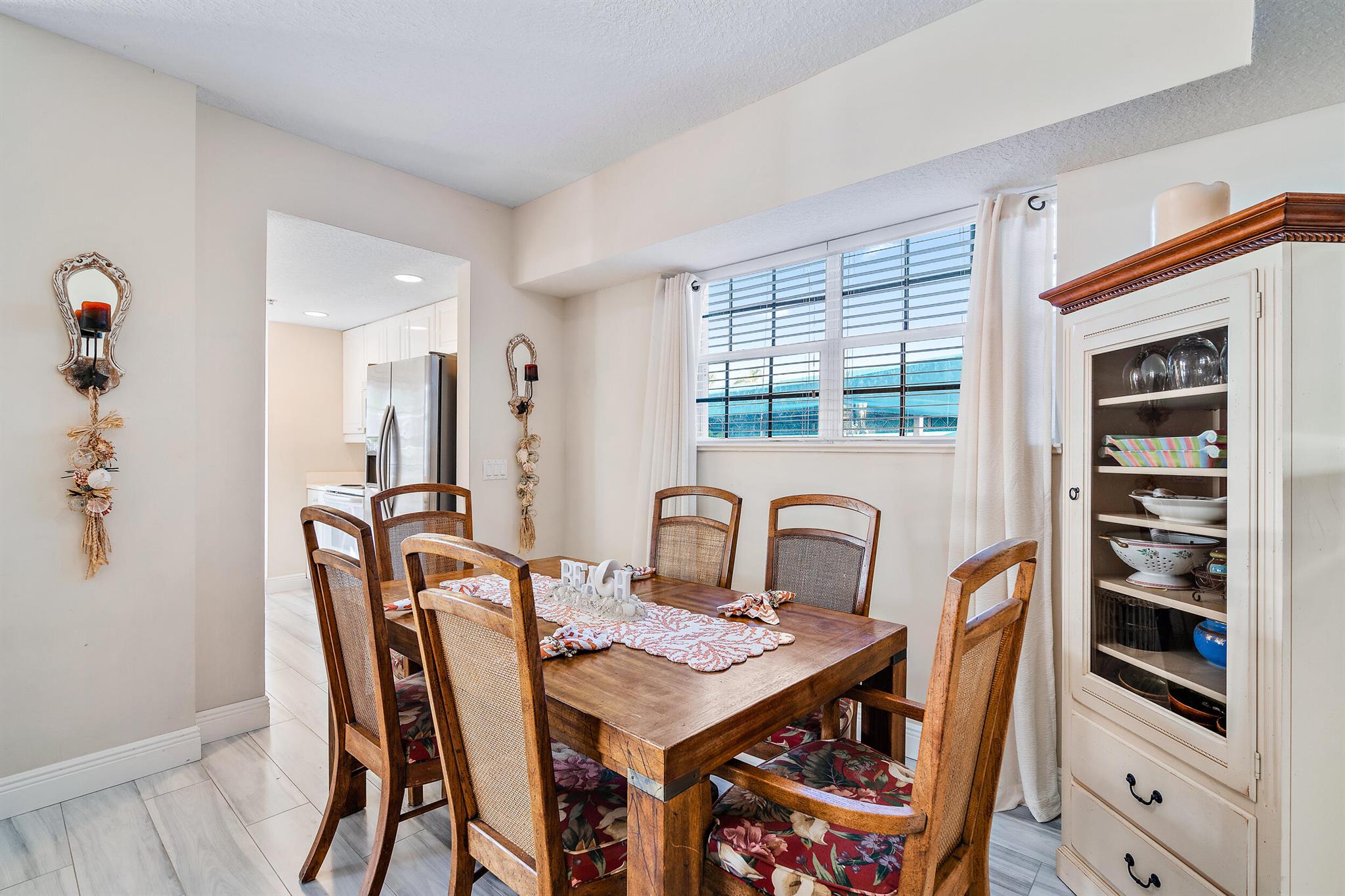 5750 NE Island Cove Way 3109