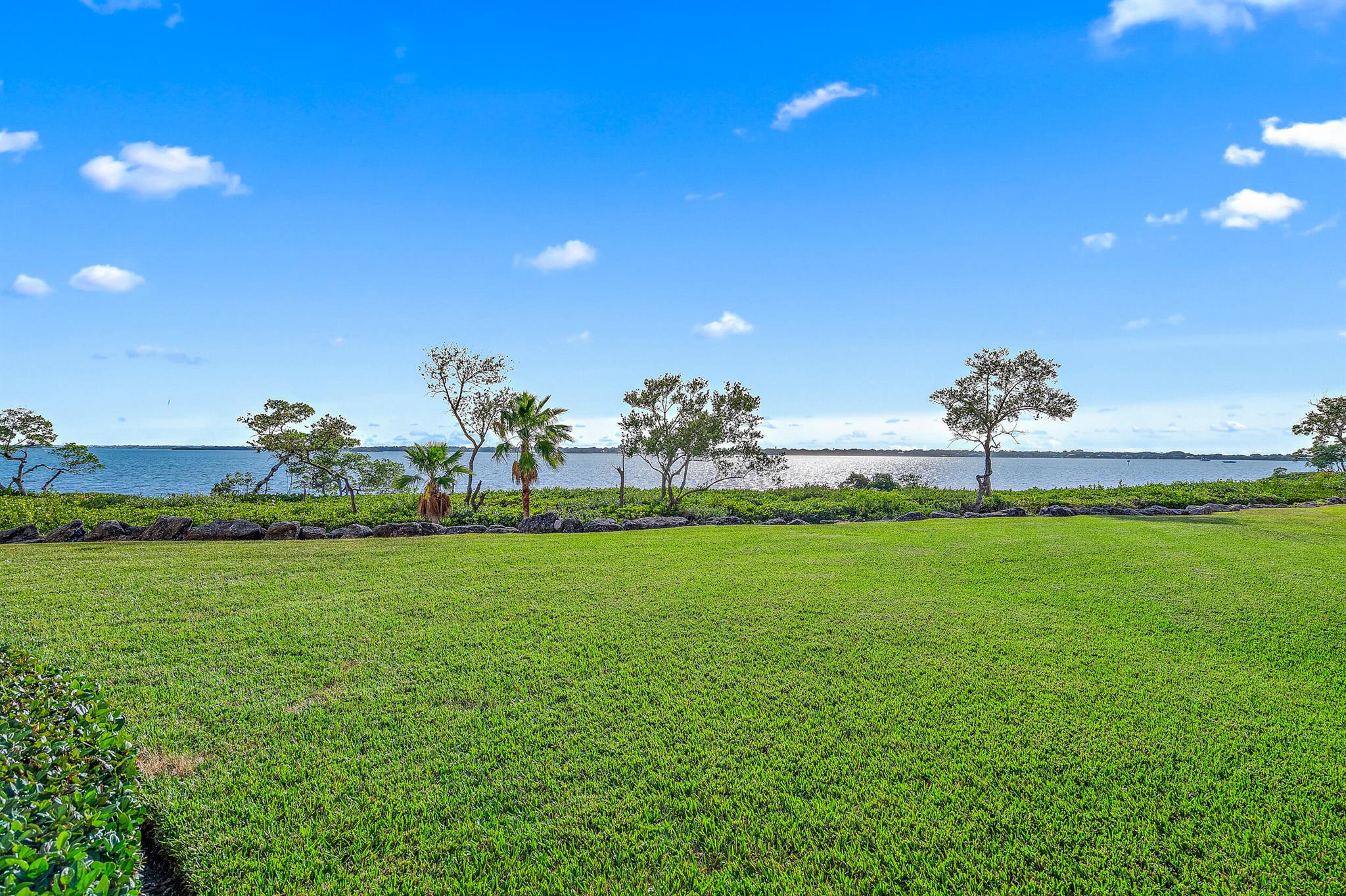 5750 NE Island Cove Way 3109