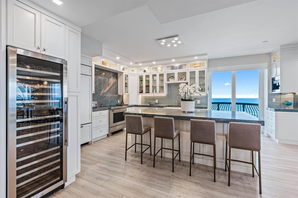 5150 N Ocean Drive 1901